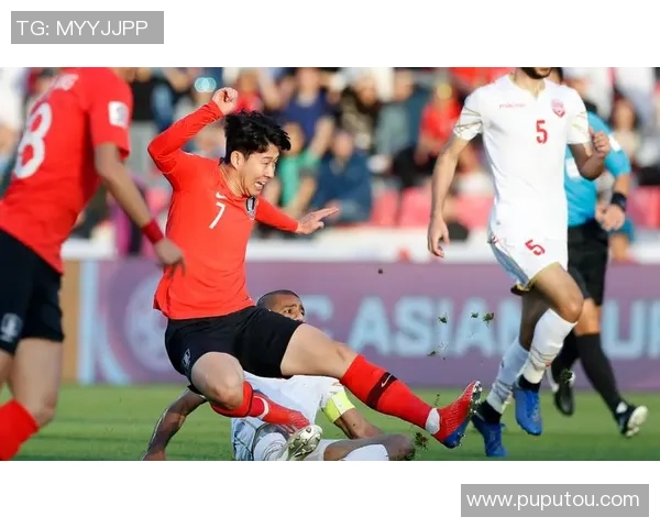 亚洲杯精彩对决直播巴林队挑战泰国队CCTV5全程呈现赛事盛况