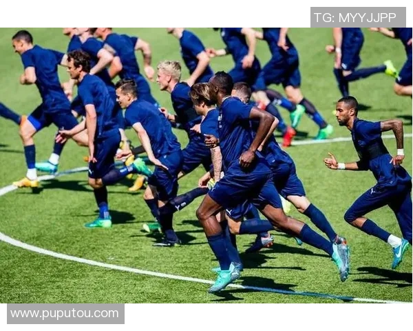 维京队与姆延达伦队的激烈对决回顾及精彩瞬间分析